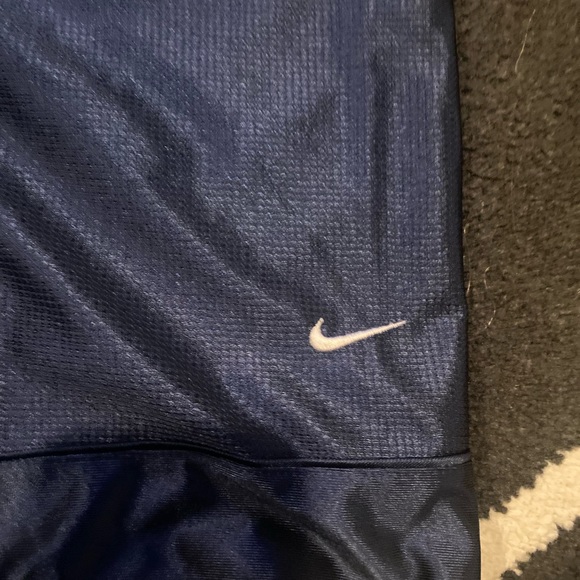Vintage Y2K Nike Basketball Shorts - Picture 2 of 5